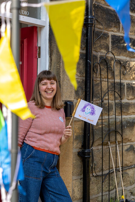 100. From Page to Puppet: Family Drop-in Session