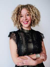 103. Emily Zobel Marshall: Measuring Sky, Unmapping Land