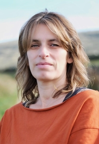 104. Kim Moore: Self-Portrait with a Poem – Me, Myself and I